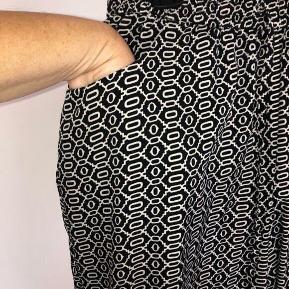 W118 By Walter Baker Pants Size Medium M Womens Black Printed Elastic Drawstring - Picture 8 of 11